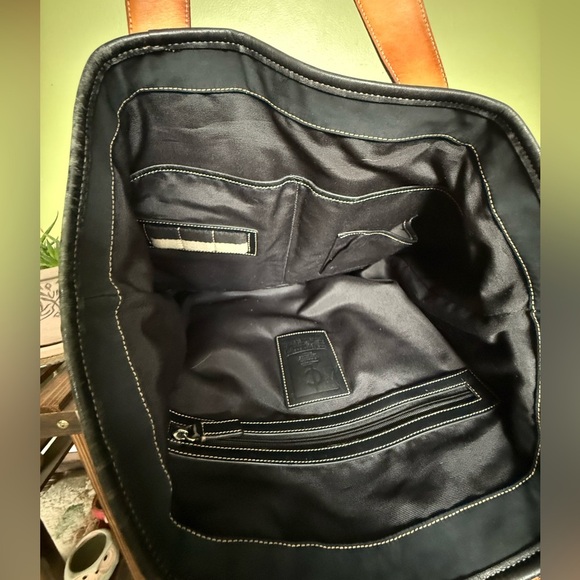 Coach 2007 Unisex Messenger Bag #05364 GUC Very Large & Adjustable Strap. - Picture 4 of 10